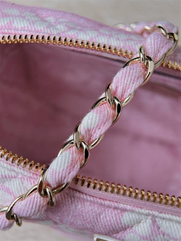 2026127214756402 800